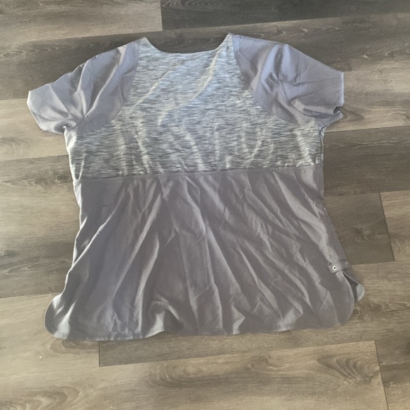 Urbane Performance Women’s Grey Scrub Top EUC 3XL - Picture 5 of 5